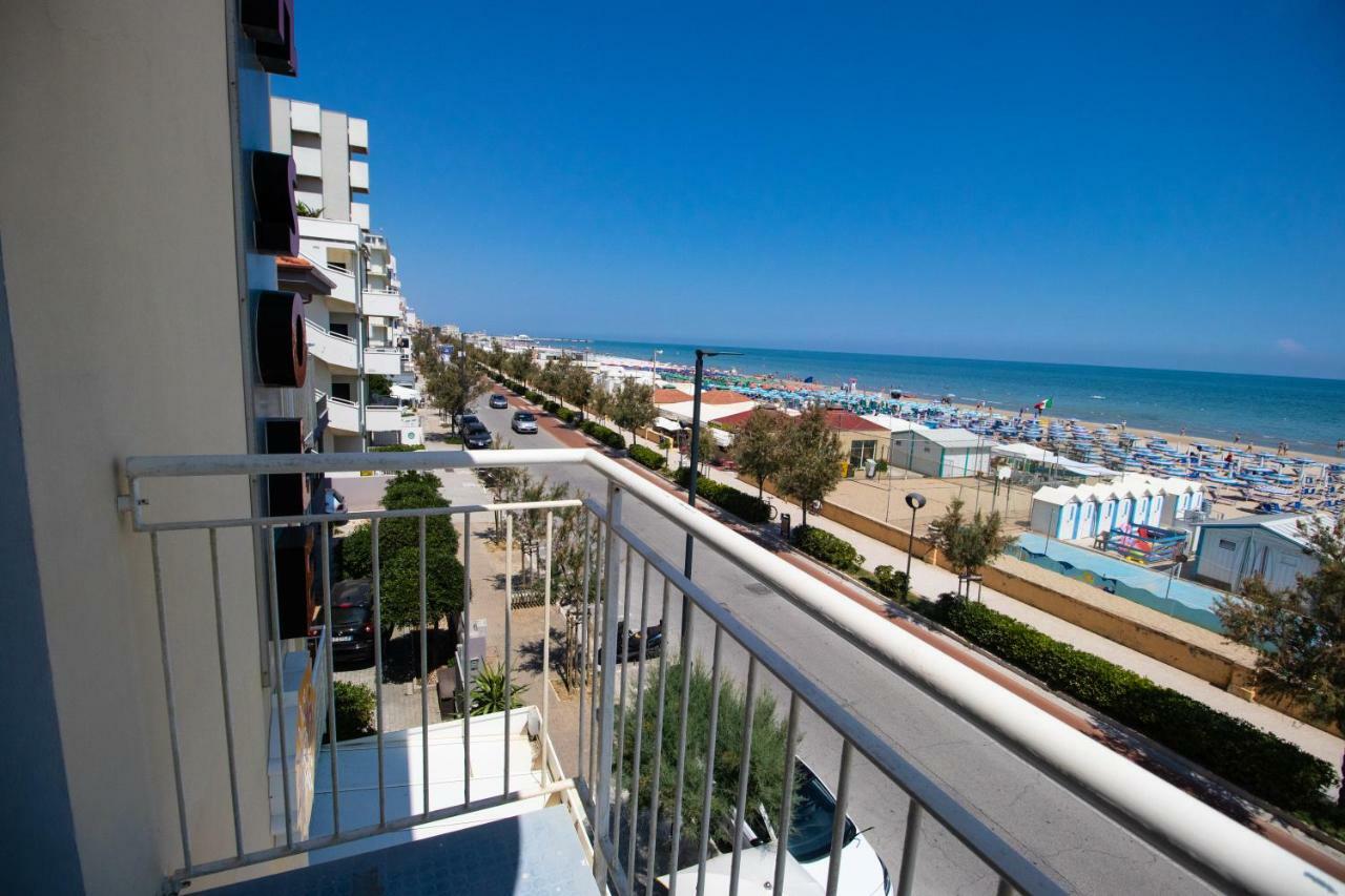 Hotel B&B Sole Senigallia Kültér fotó